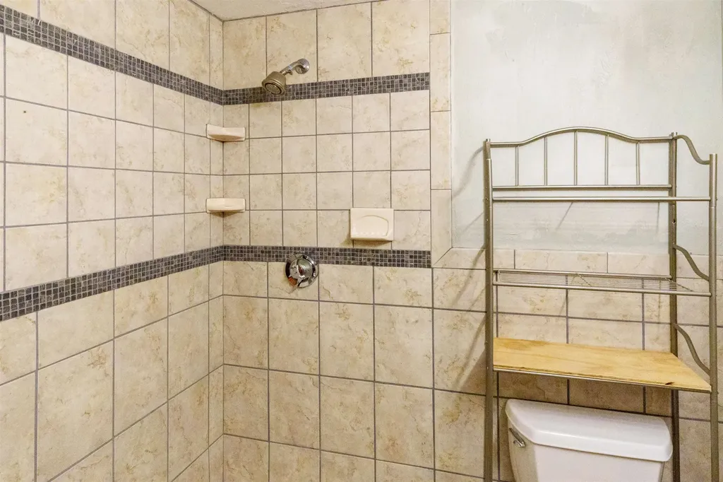 94 Town Farm Extension Springfield NH 03284