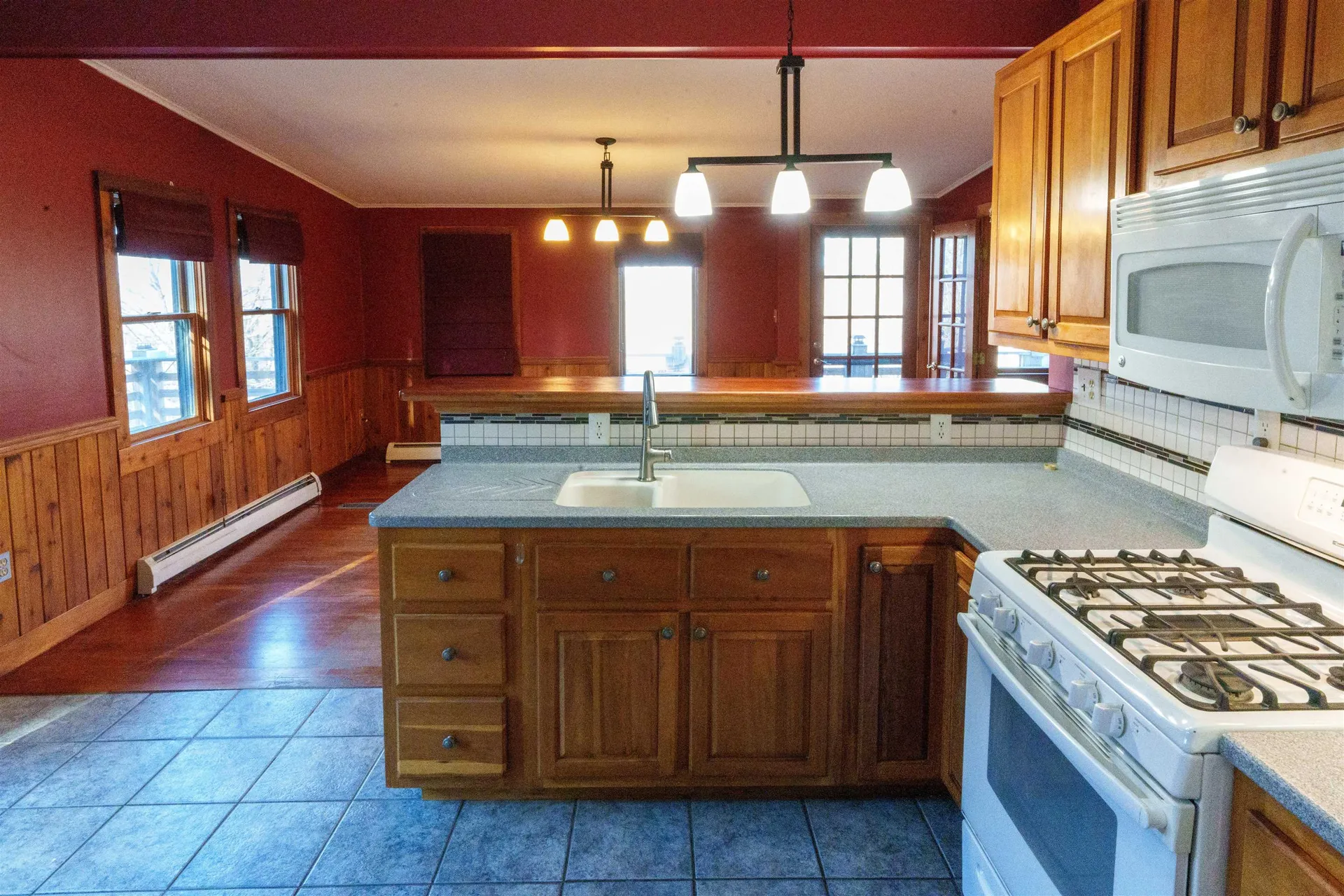 94 Town Farm Extension Springfield NH 03284