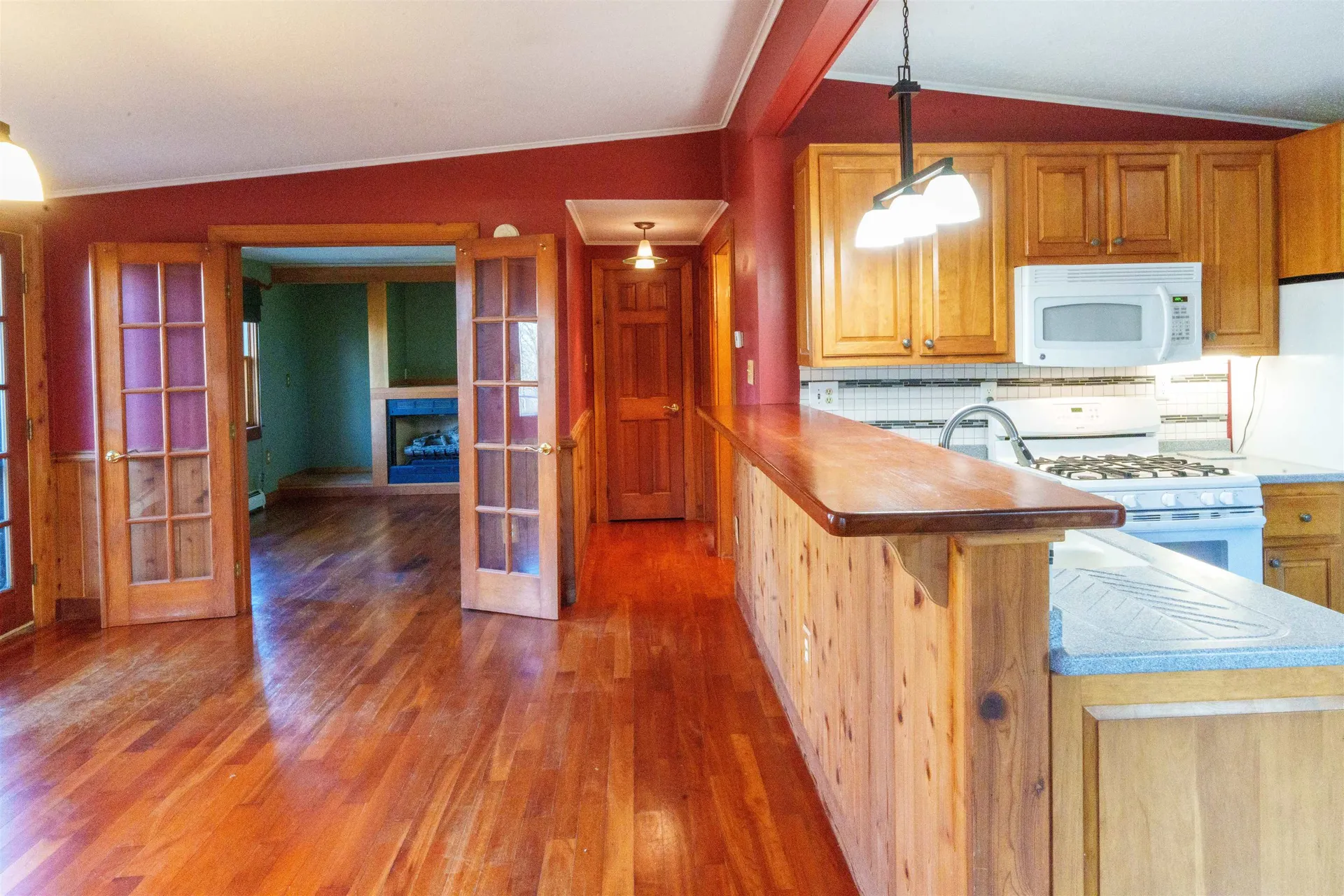 94 Town Farm Extension Springfield NH 03284