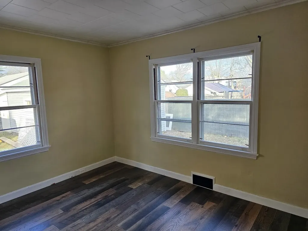 43 Royal Avenue Keene NH 03431