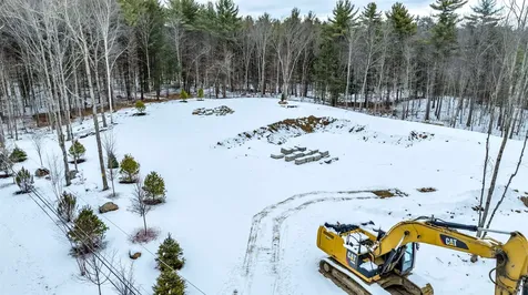 39 Lake Country Road Meredith NH 03253