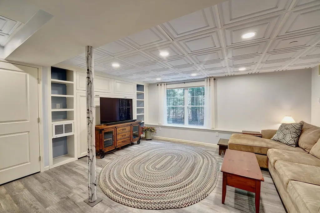 33 Birch Circle Brentwood NH 03833