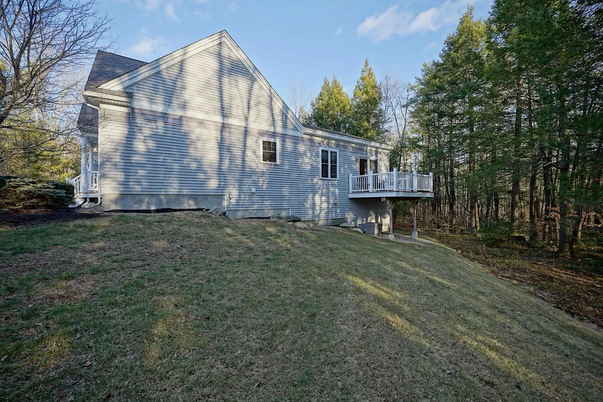 33 Birch Circle Brentwood NH 03833