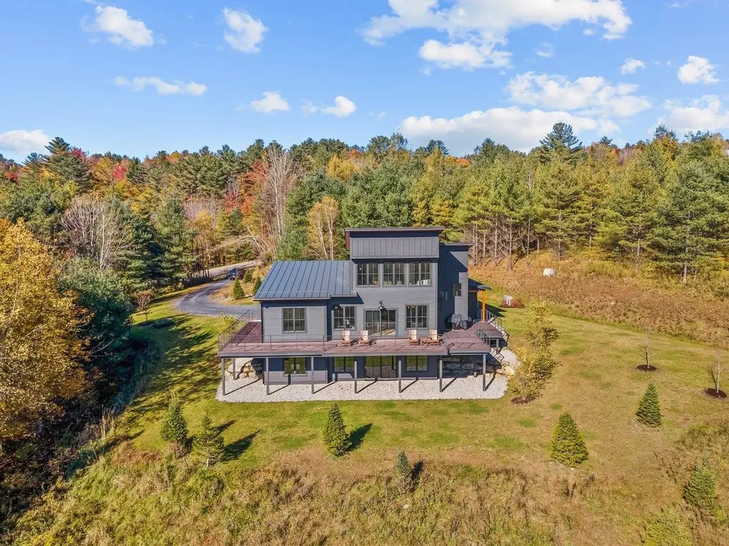 470 Sinclair Drive Stowe VT 05672