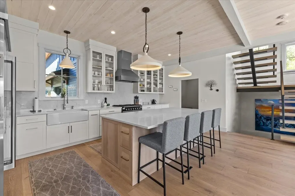 470 Sinclair Drive Stowe VT 05672