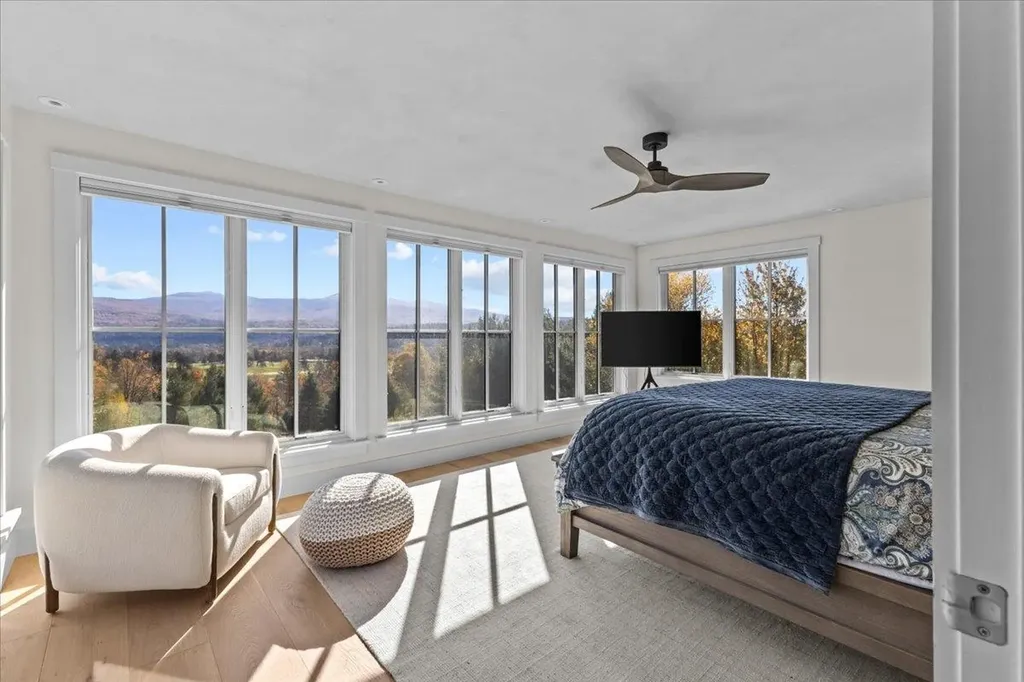 470 Sinclair Drive Stowe VT 05672