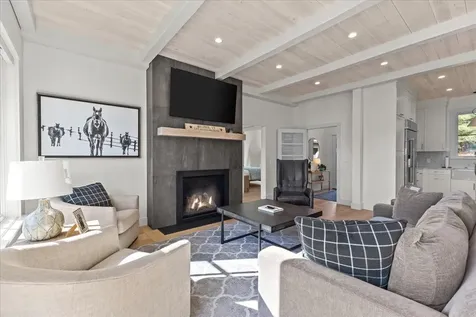 470 Sinclair Drive Stowe VT 05672