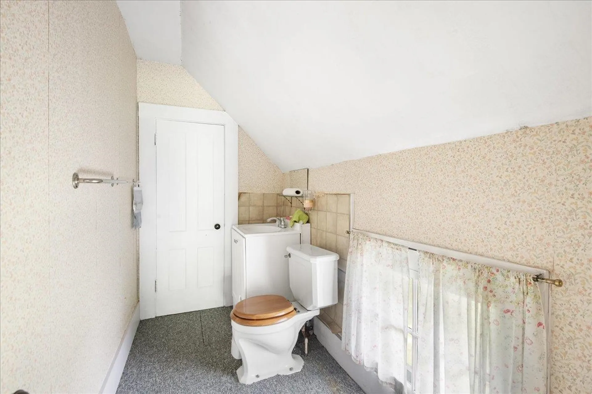 222 River Street Bethel VT 05032