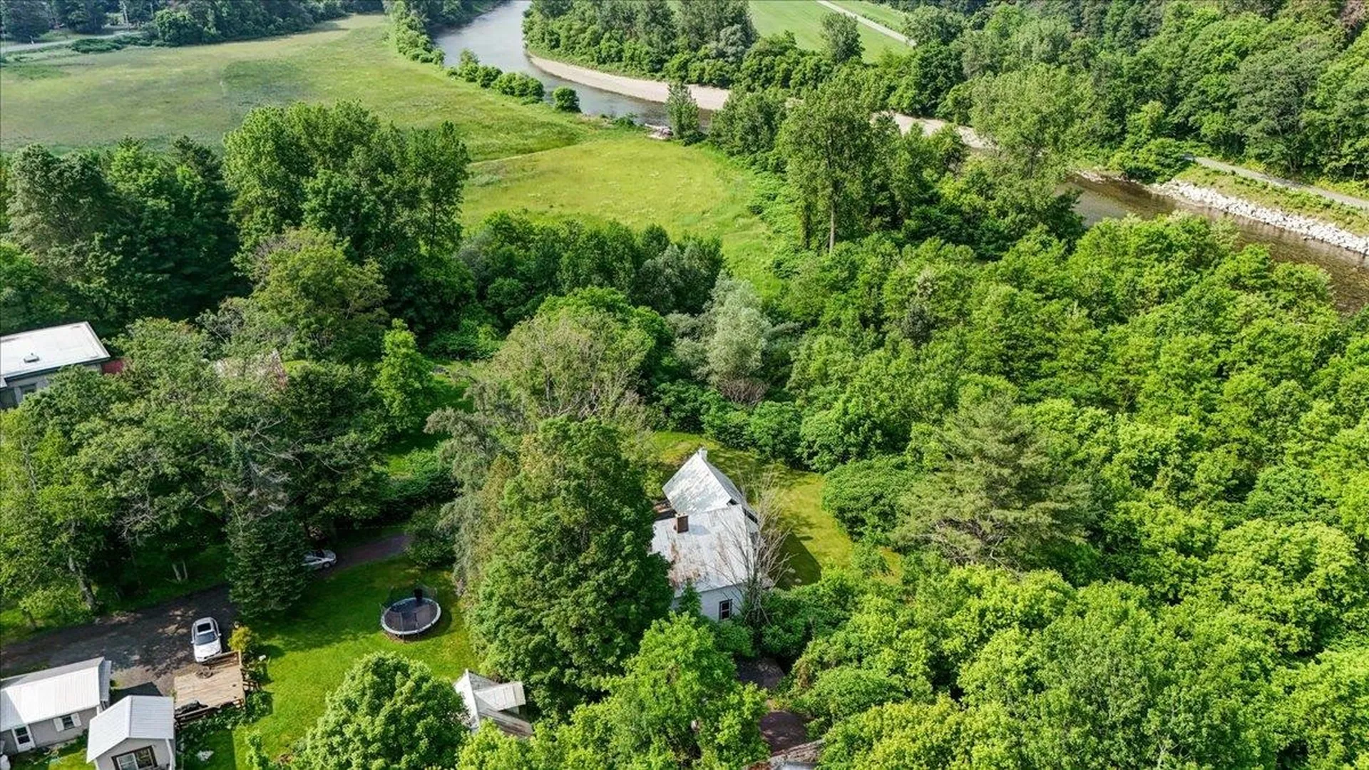 222 River Street Bethel VT 05032