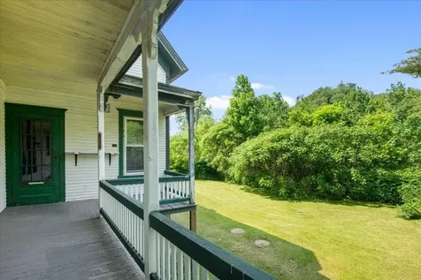 222 River Street Bethel VT 05032
