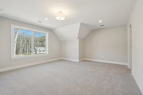 13 Washburn Farm Lane Kittery ME 03905
