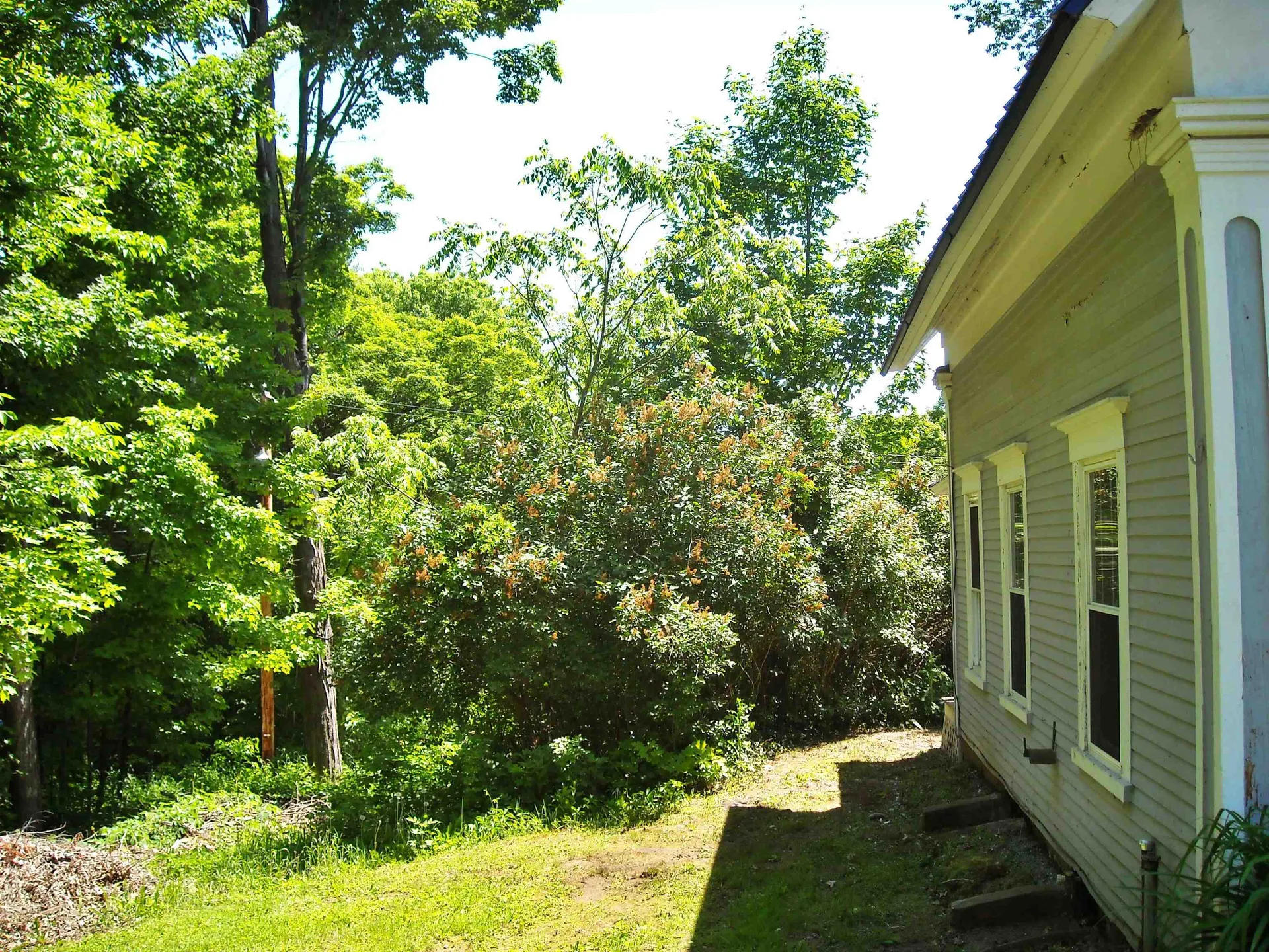 12 A-b North Avenue Orleans VT 05860