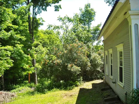 12 A-b North Avenue Orleans VT 05860