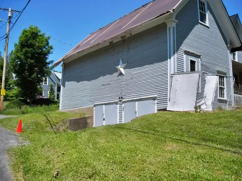 12 A-b North Avenue Orleans VT 05860