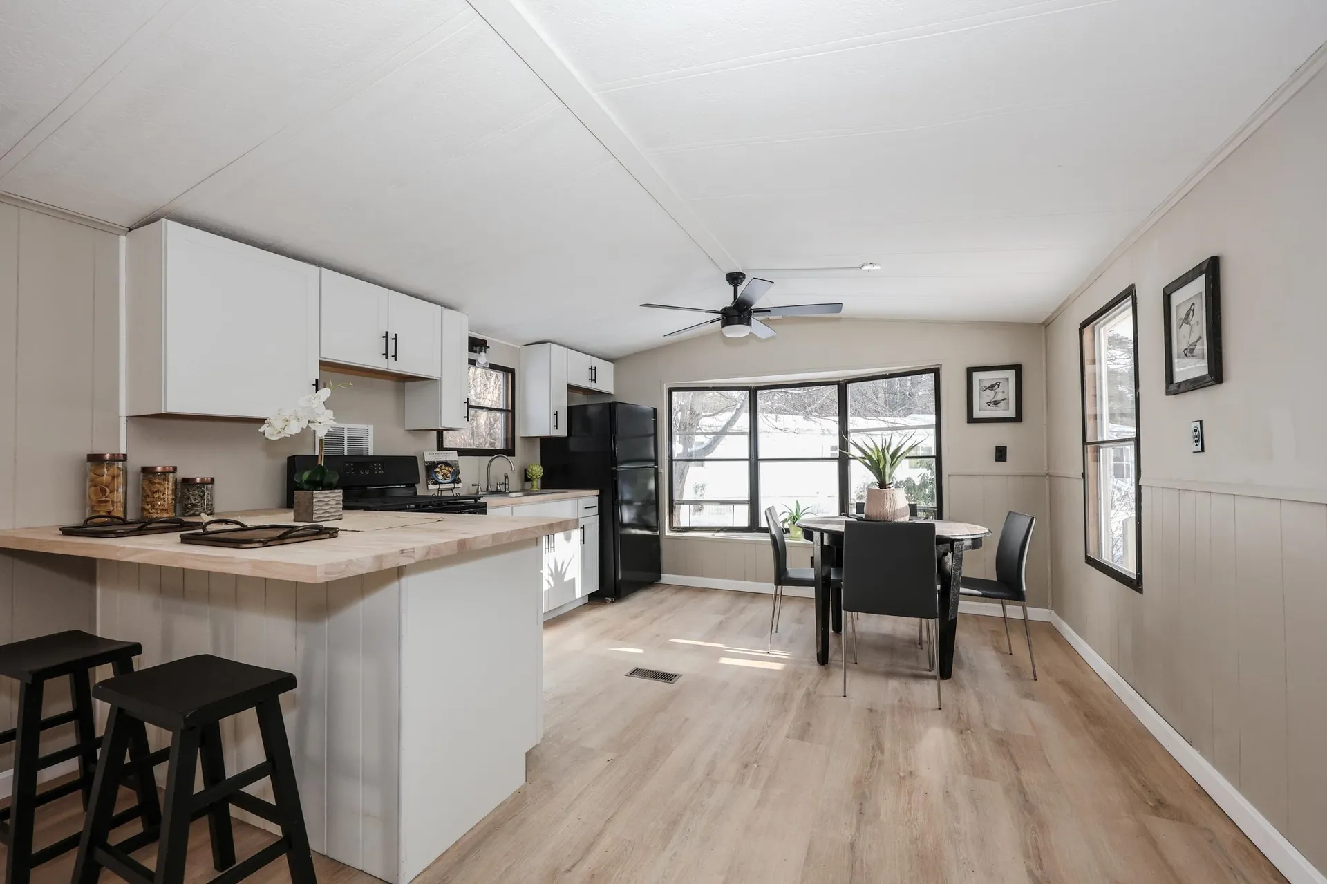 5 Wyman Road Deering NH 03244