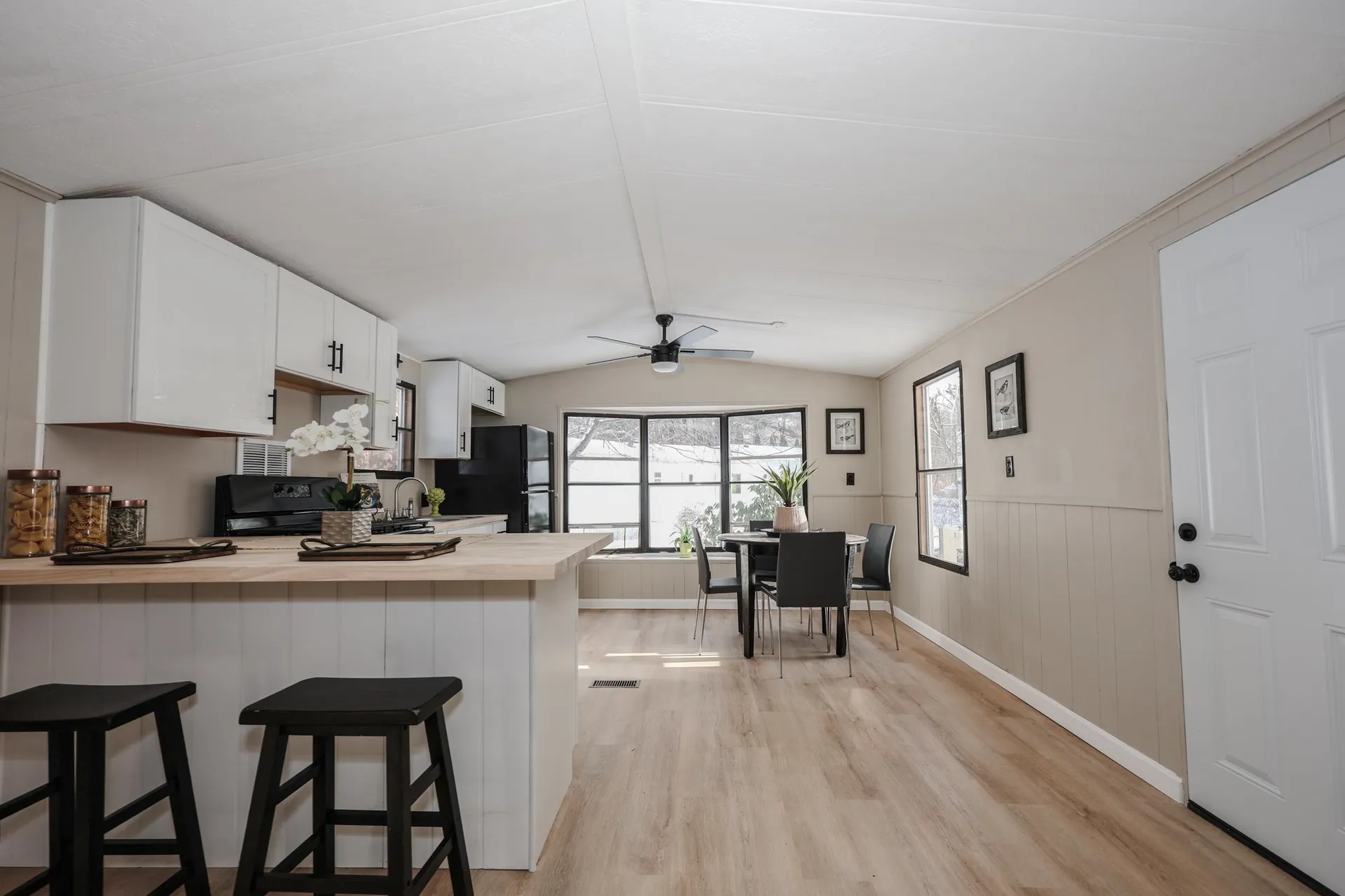 5 Wyman Road Deering NH 03244
