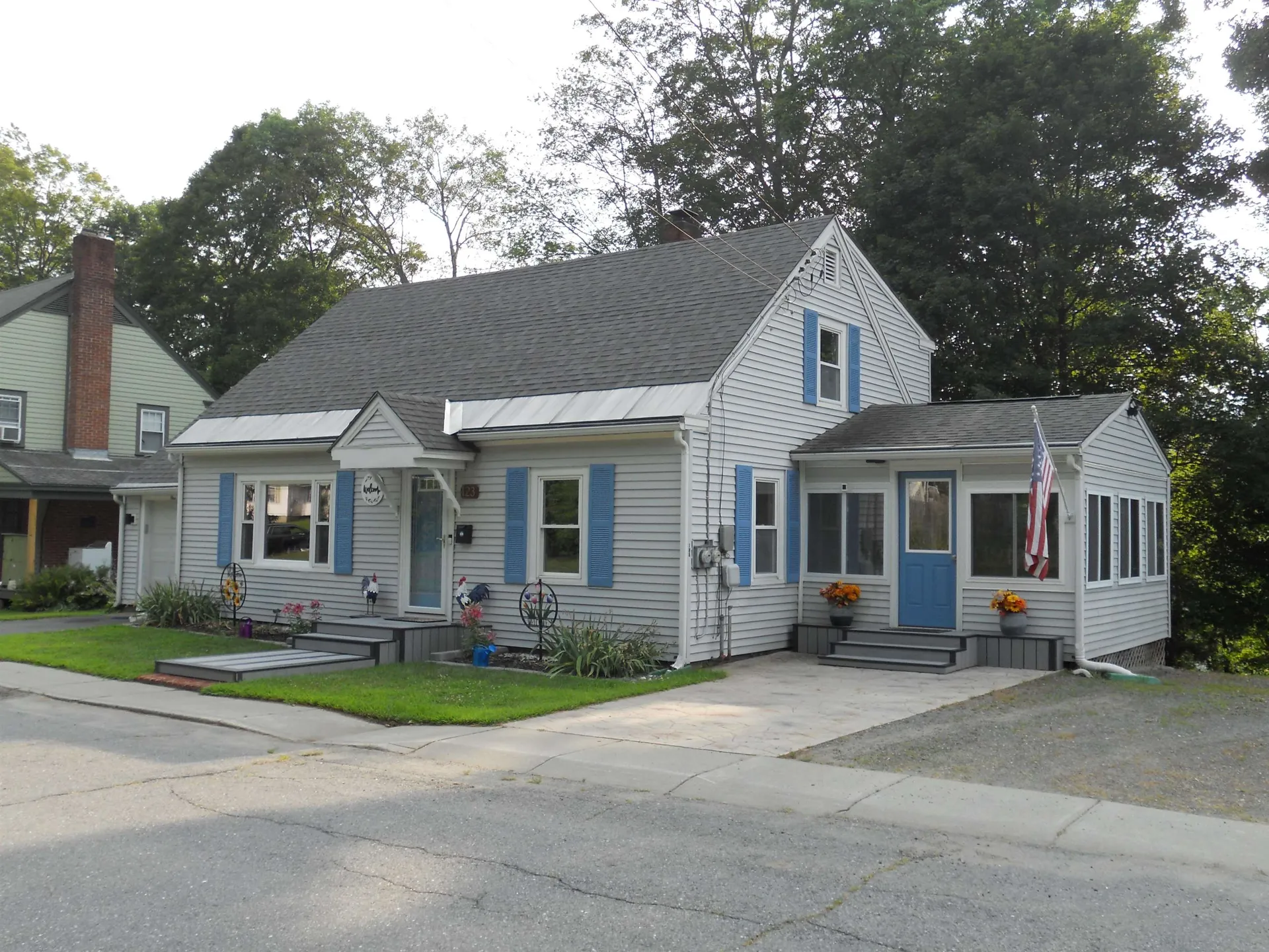 123 Commonwealth Avenue Springfield VT 05156