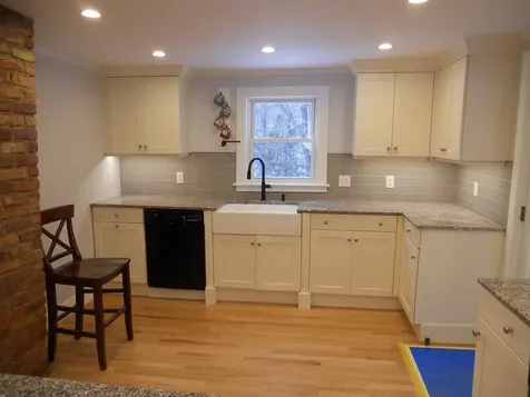 123 Commonwealth Avenue Springfield VT 05156