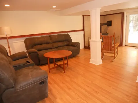 123 Commonwealth Avenue Springfield VT 05156
