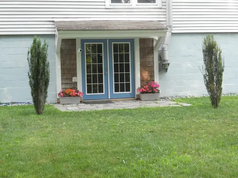 123 Commonwealth Avenue Springfield VT 05156