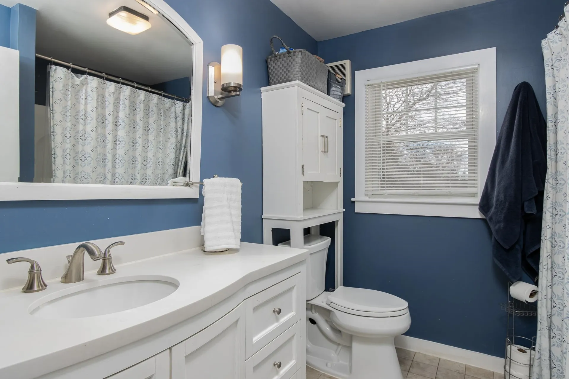 10 Burnside Street Nashua NH 03064-1519