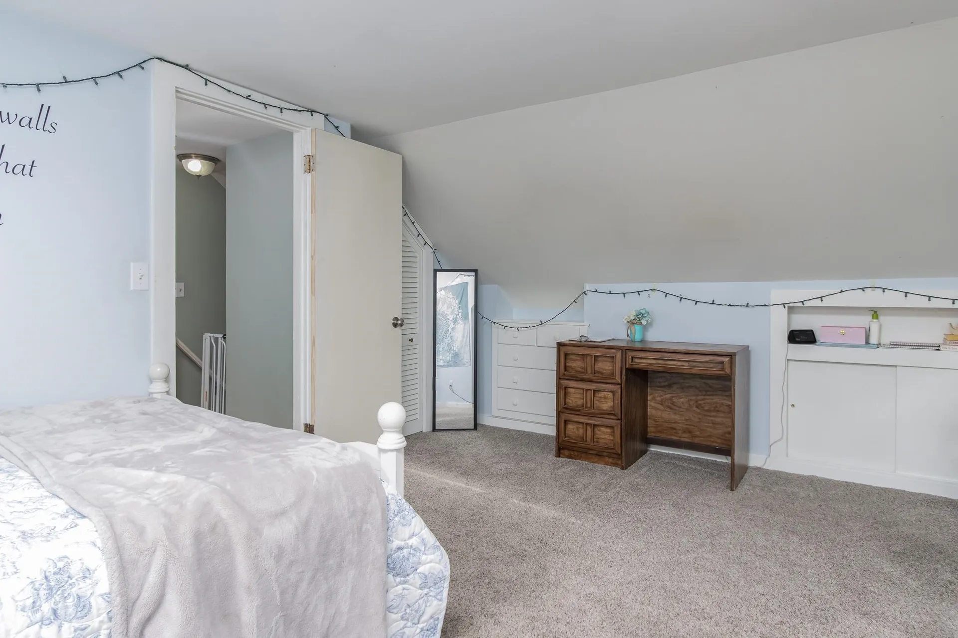10 Burnside Street Nashua NH 03064-1519
