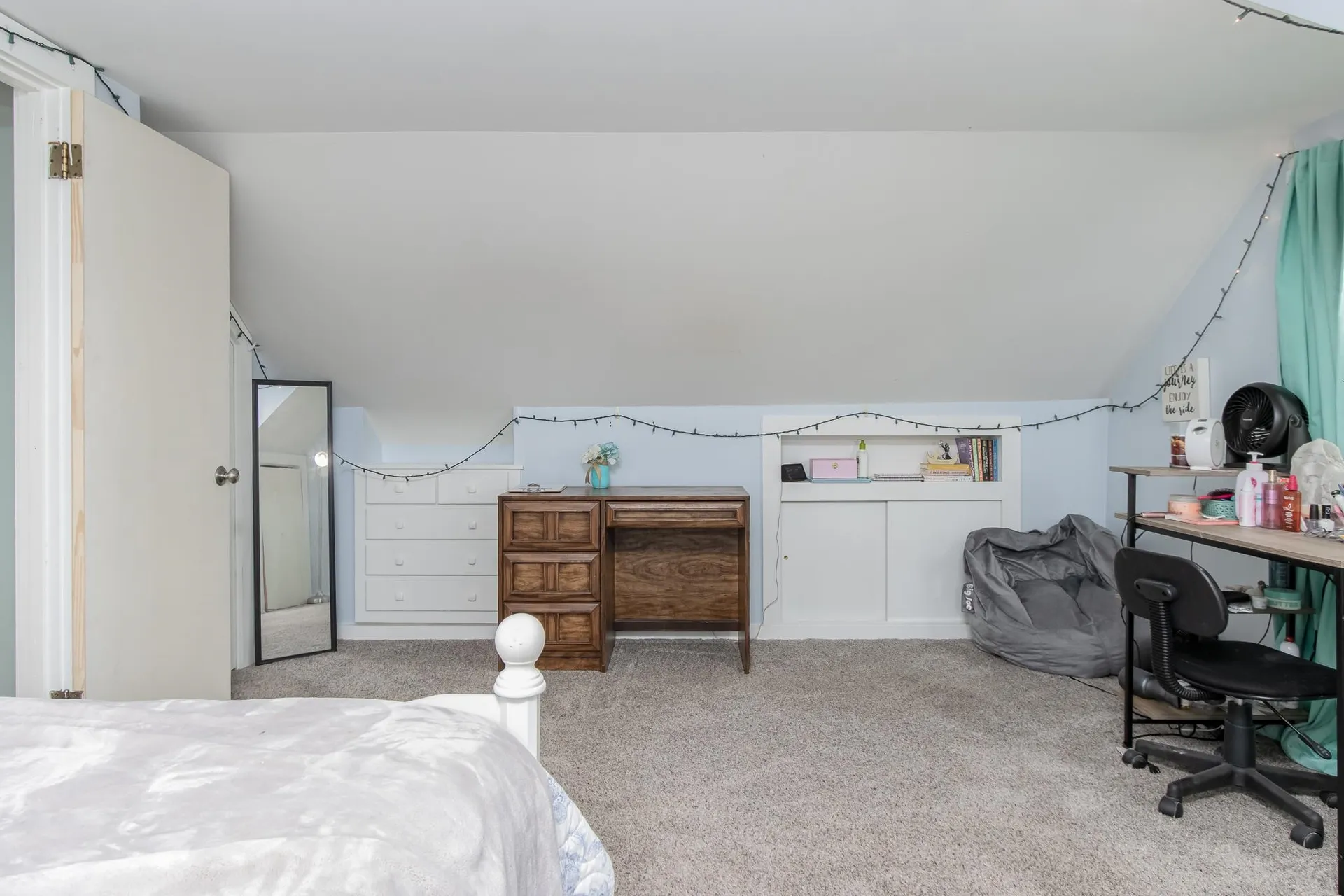 10 Burnside Street Nashua NH 03064-1519