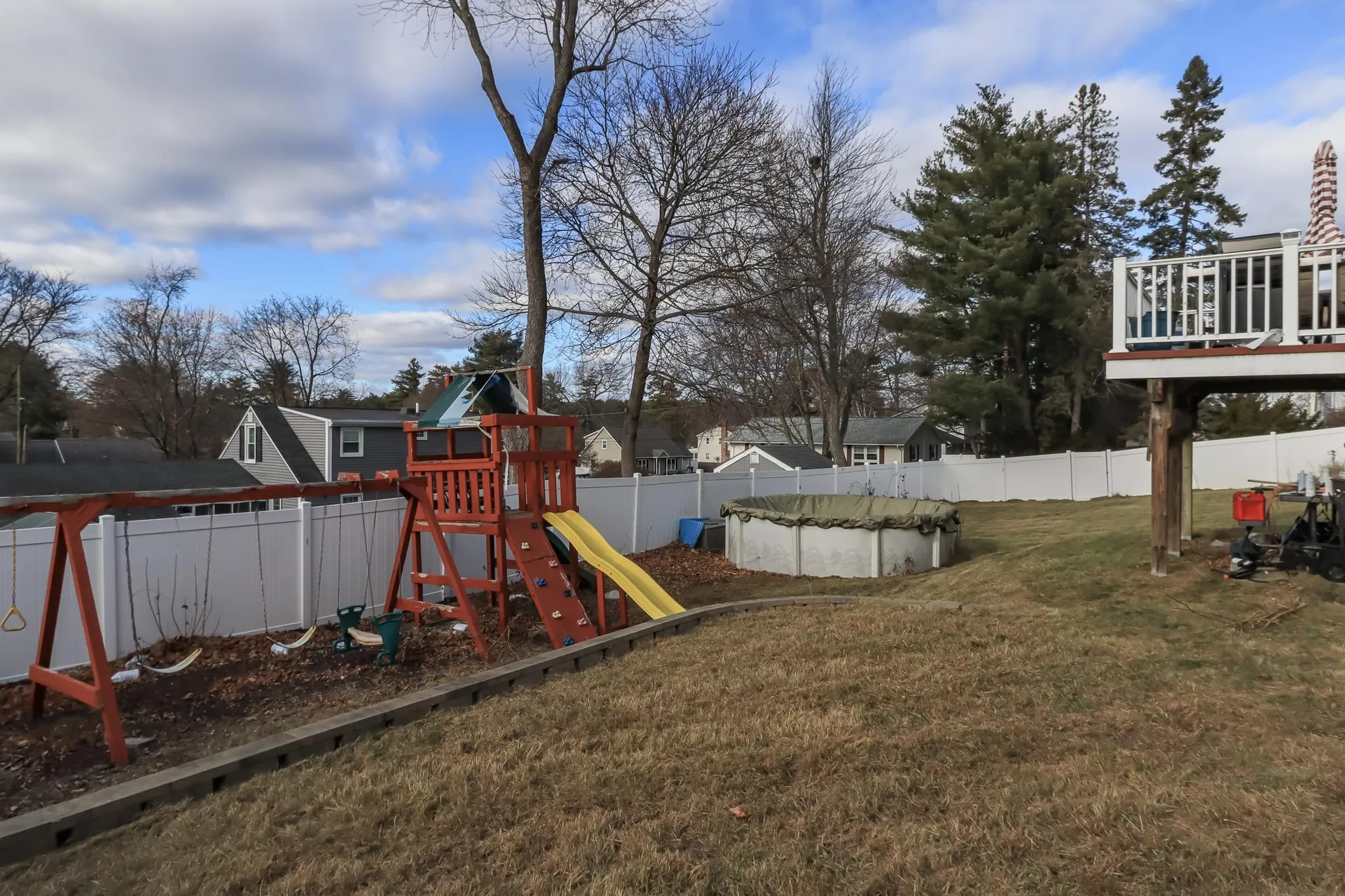 10 Burnside Street Nashua NH 03064-1519