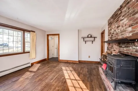 23 Allens Avenue Lee NH 03861