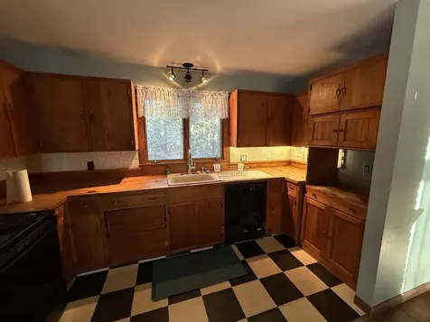 85 Woodbound Road Rindge NH 03461