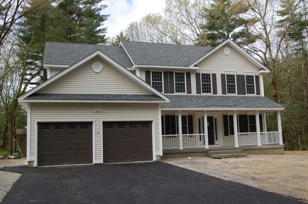 9 Reeds Ferry Way Merrimack NH 03054