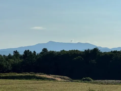 29 Barn Road South Burlington VT 05403