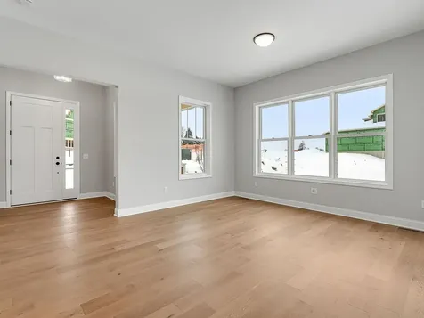 29 Barn Road South Burlington VT 05403