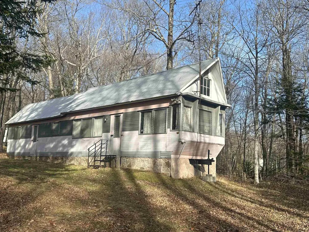 31 Mann Road Wilmington VT 05363