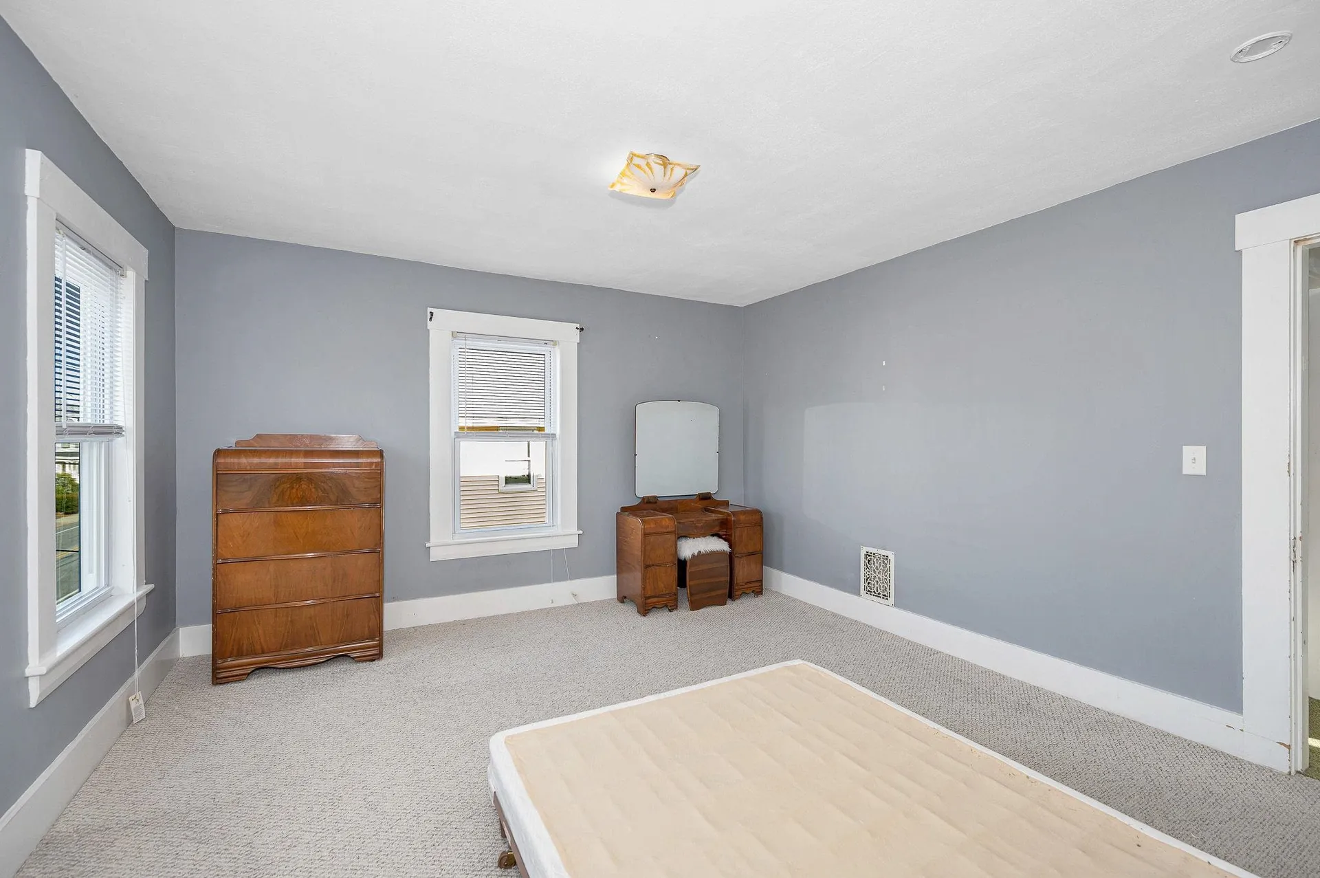 46 Lake Street Nashua NH 03060