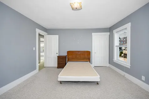 46 Lake Street Nashua NH 03060