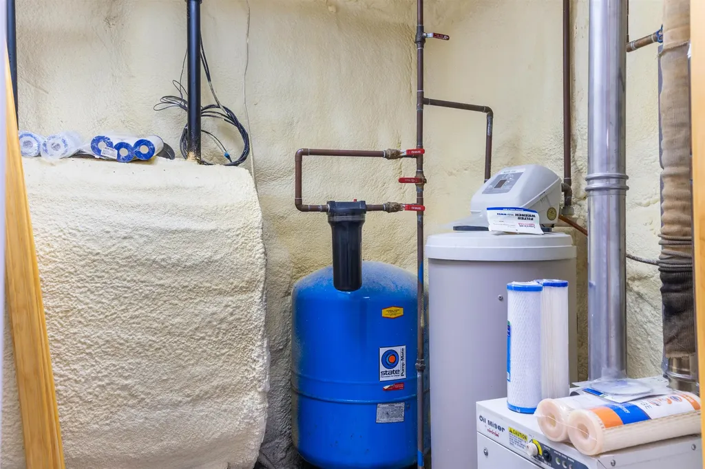 228 Blakely Farm Road Colebrook NH 03576