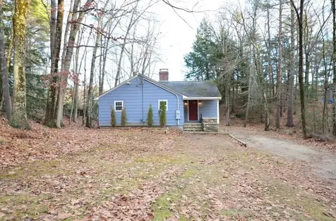 657 Long Shores Drive Barrington NH 03825