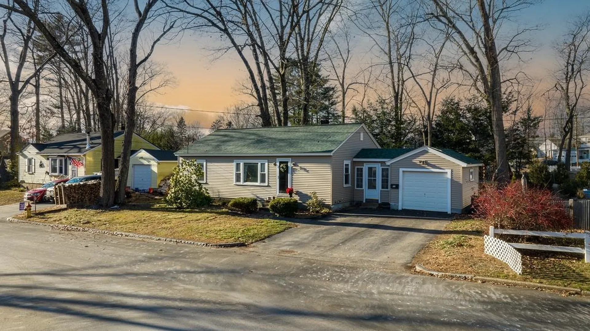 62 Esty Avenue Manchester NH 03104