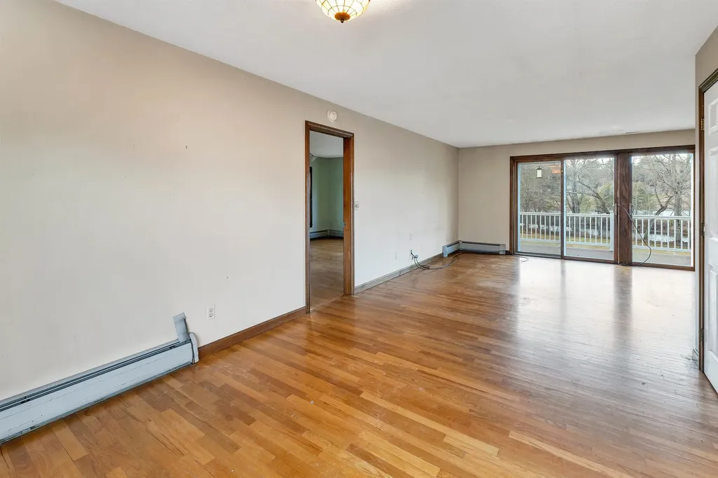 49 Whitten Neck Road Wolfeboro NH 03894