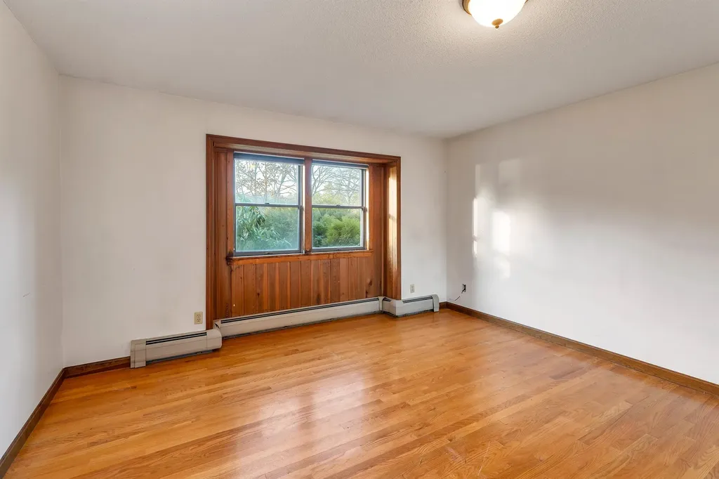 49 Whitten Neck Road Wolfeboro NH 03894