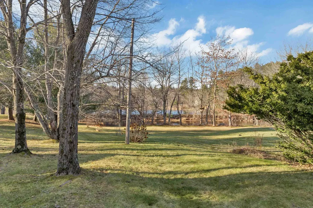 49 Whitten Neck Road Wolfeboro NH 03894