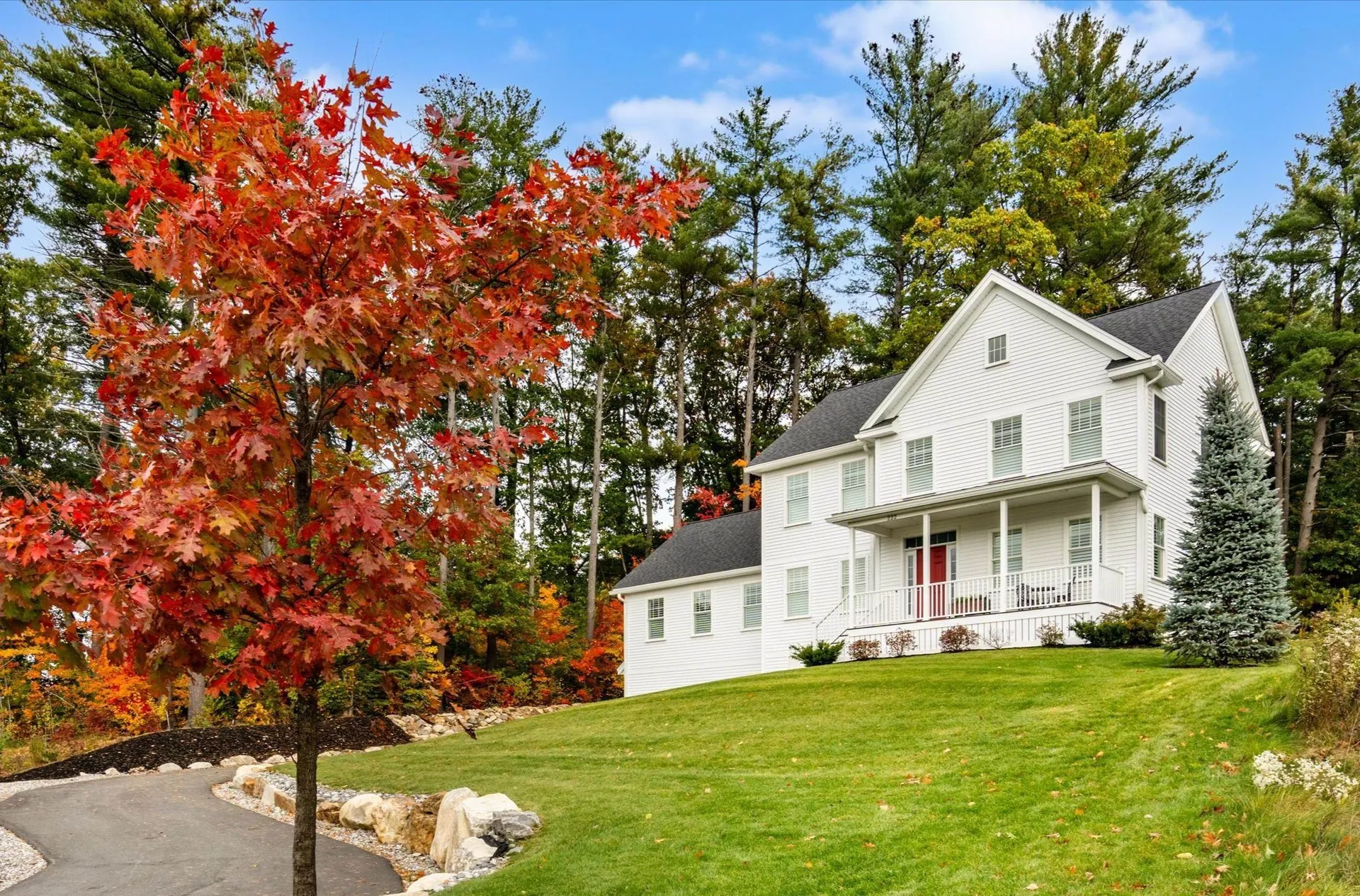 222 Scenic Drive Manchester NH 03104