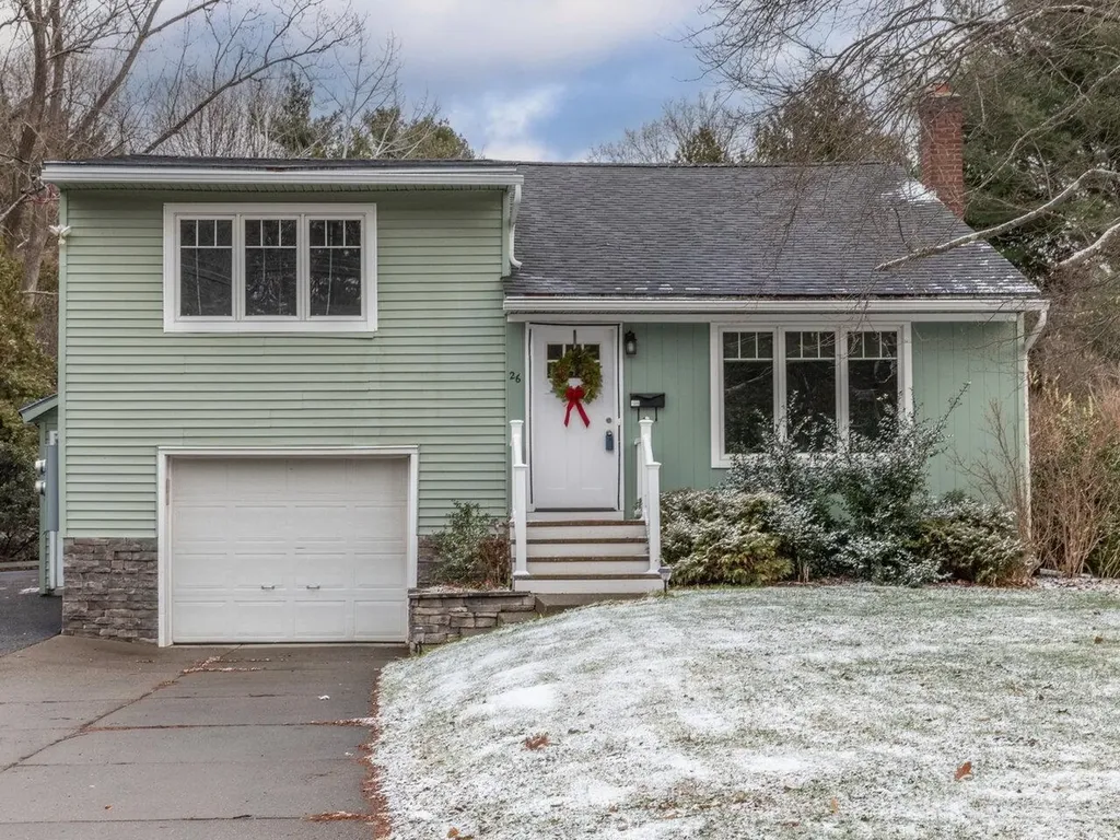 26 Tanglewood Drive South Burlington VT 05403