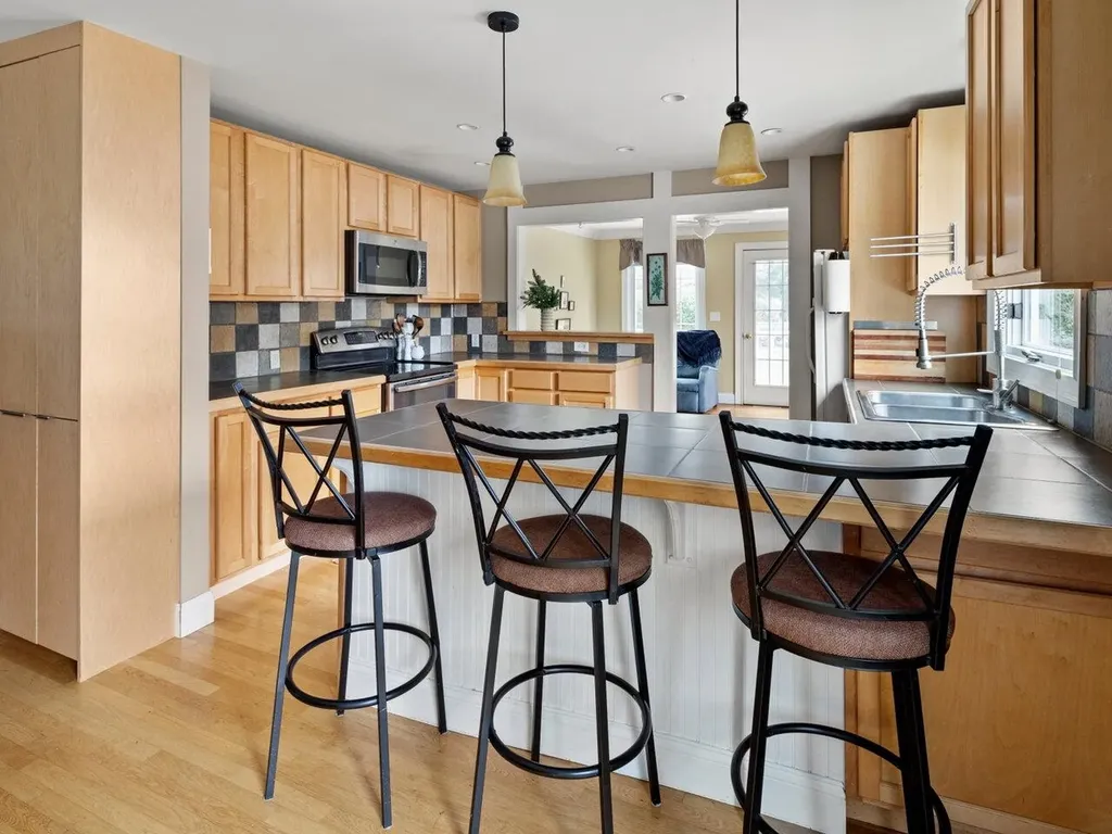 26 Tanglewood Drive South Burlington VT 05403