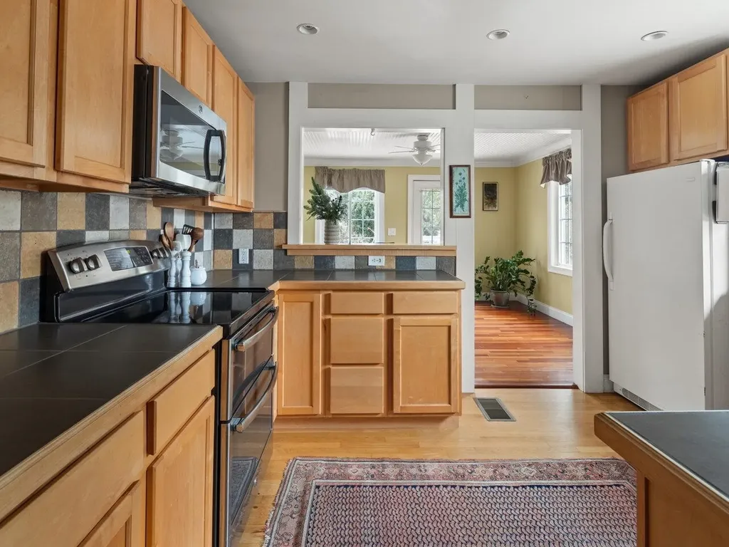 26 Tanglewood Drive South Burlington VT 05403