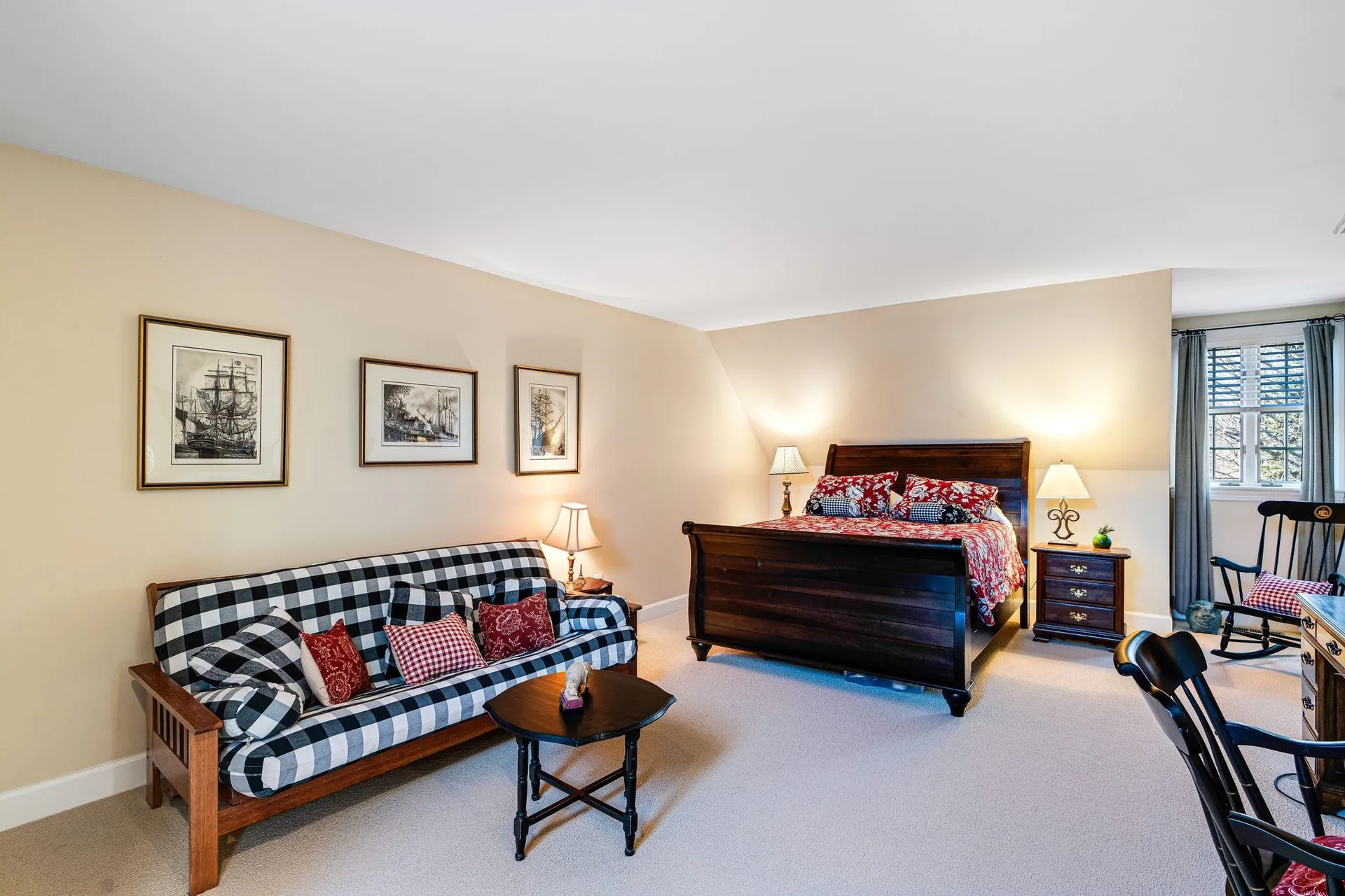 10 Fairbanks Turn Road Hartford VT 05059