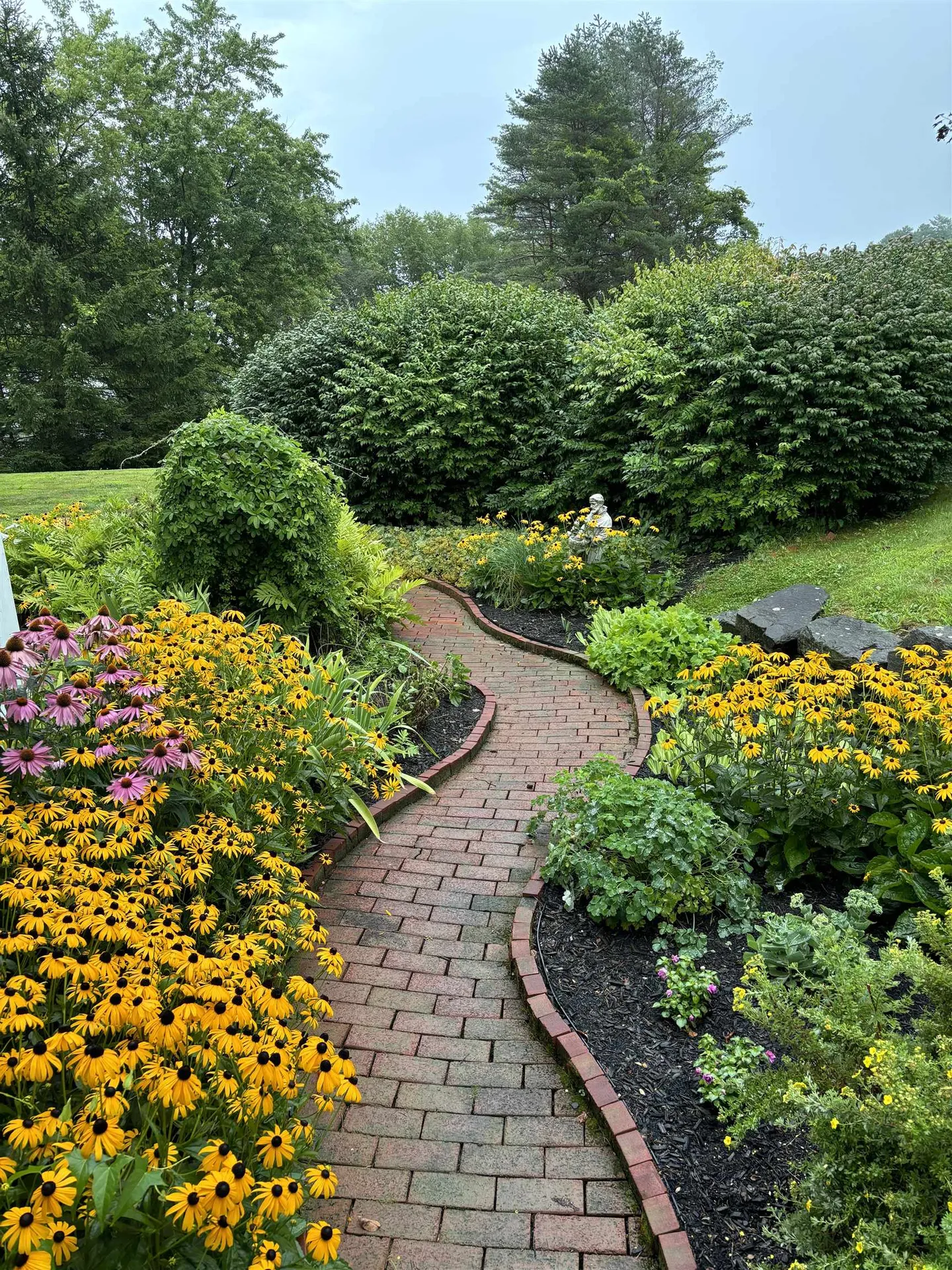 10 Fairbanks Turn Road Hartford VT 05059