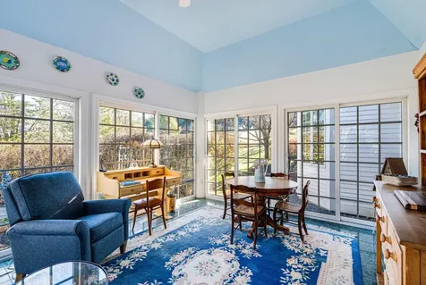 10 Fairbanks Turn Road Hartford VT 05059