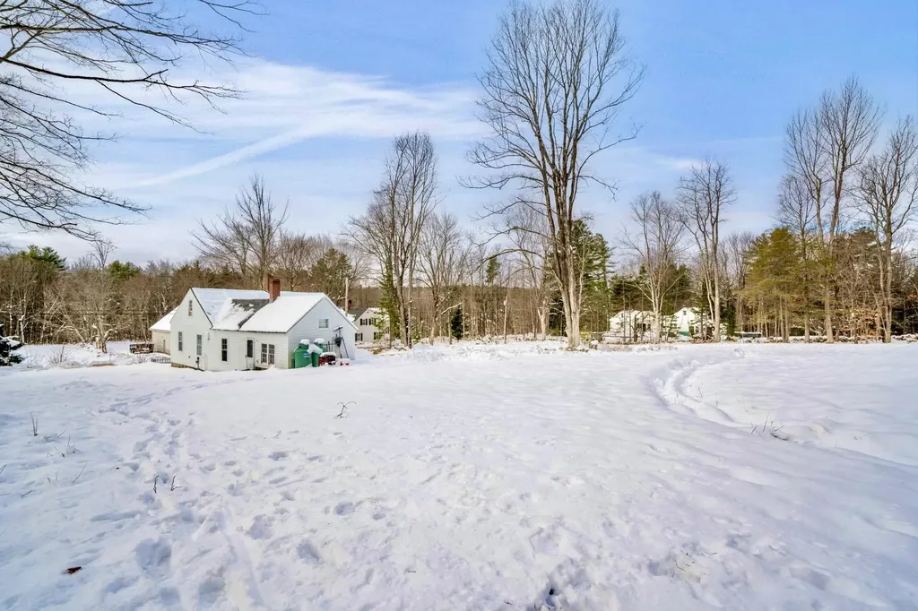 160 N Wolfeboro Road Wolfeboro NH 03894